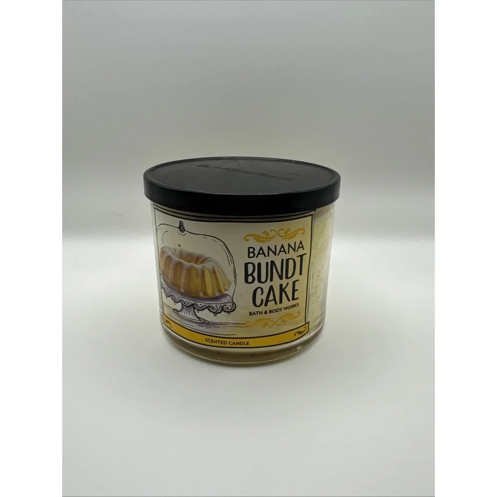 BANANA BUNDT CAKE Scented 3 Wick Candle 14.5 Oz Bath & Body Works